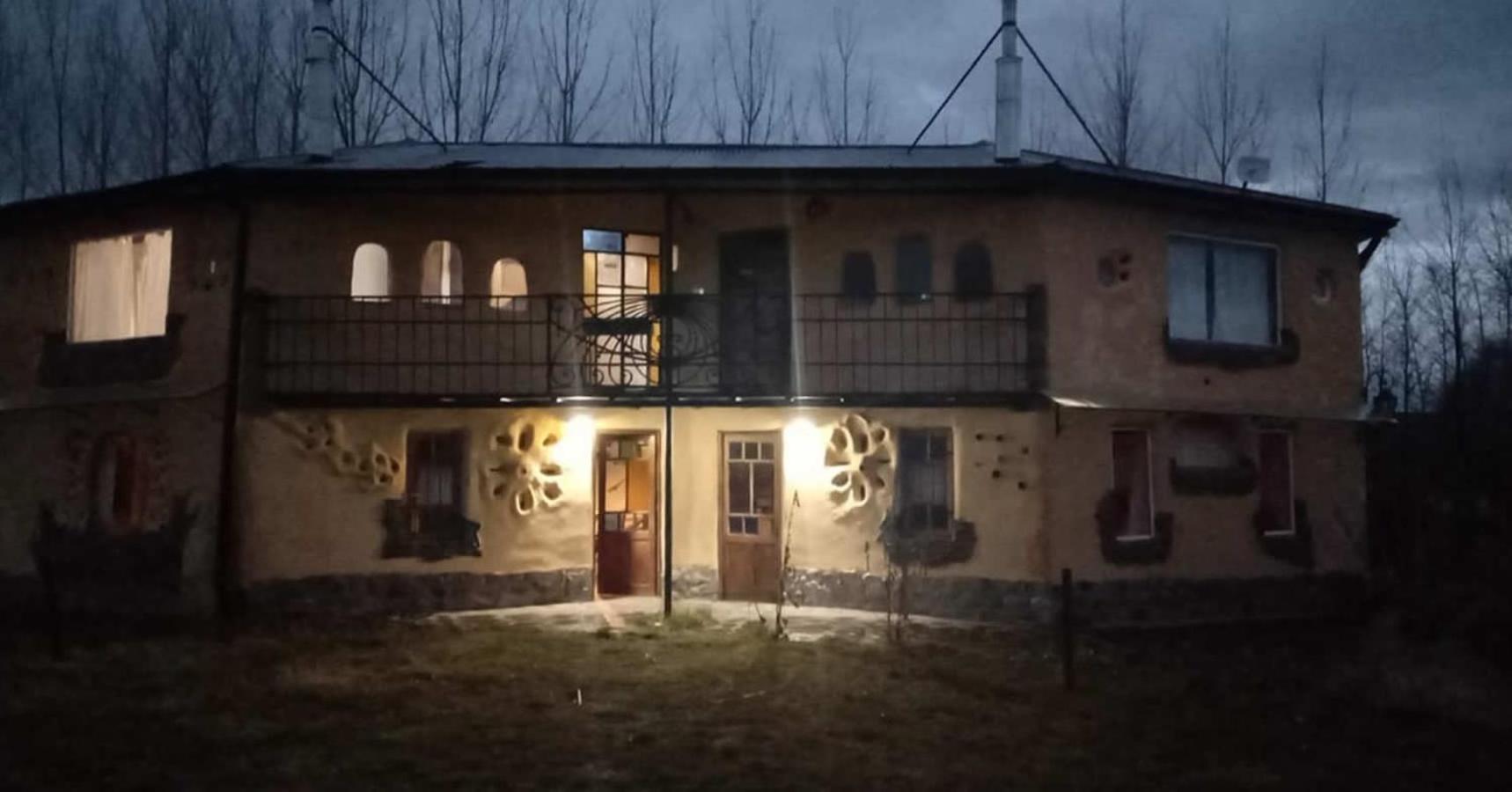Arriba La Luna - Ecovilla Rural Trevelín المظهر الخارجي الصورة